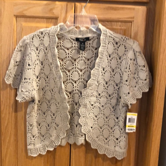 Style And Company Short Sweater Size 